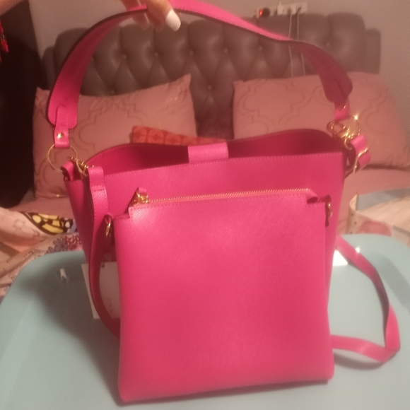 Purse - Picture 2 of 3